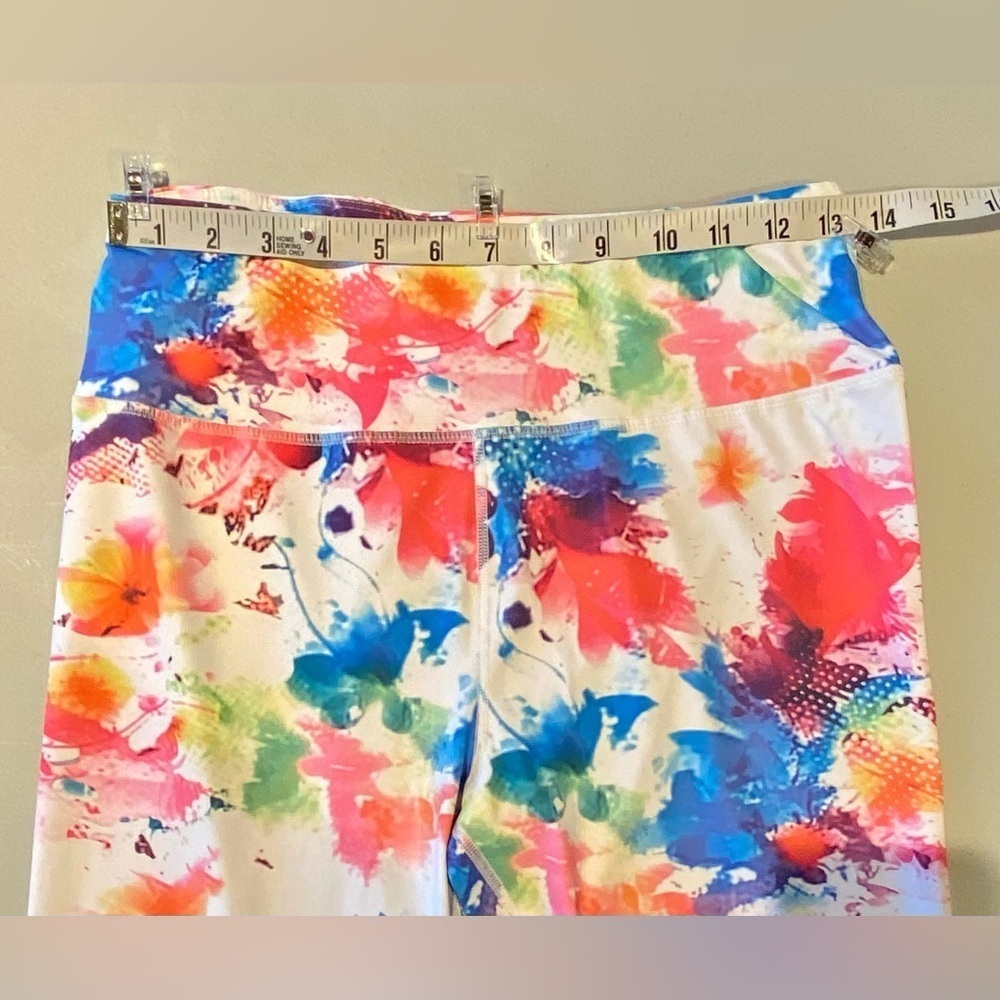 Abstract Paint Splatter 3/4 Length Yoga Pant, size L - Picture 3 of 6